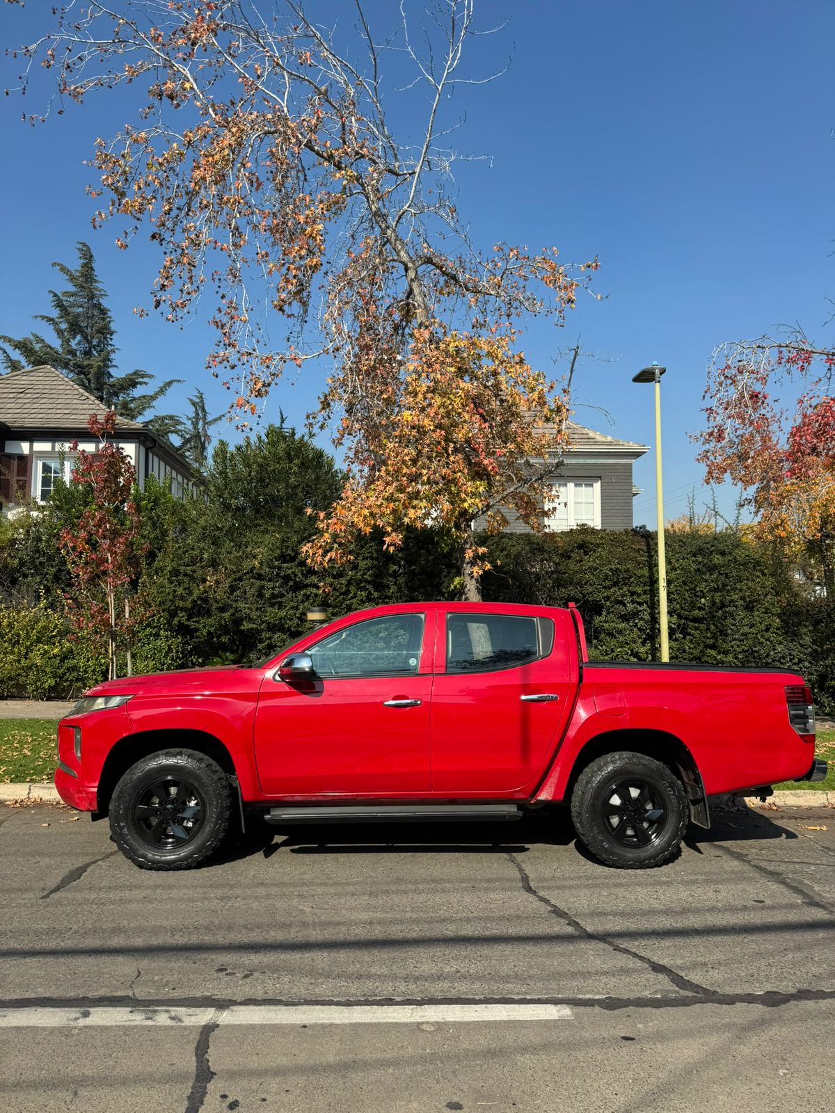 mitsubishi l200 2023